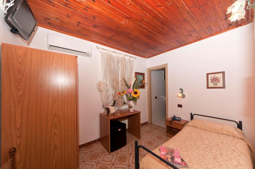 Hotel Villa Franca Forio di Ischia Habitación foto